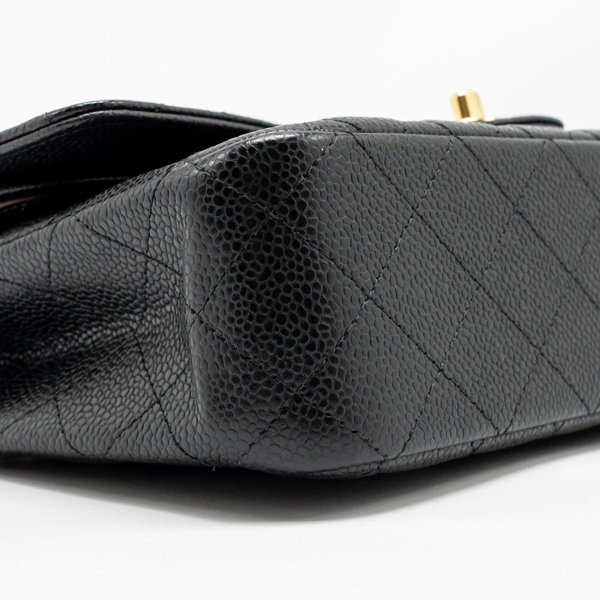 chanel-medium-classic-double-flap-bag-caviar-black-ghw-34