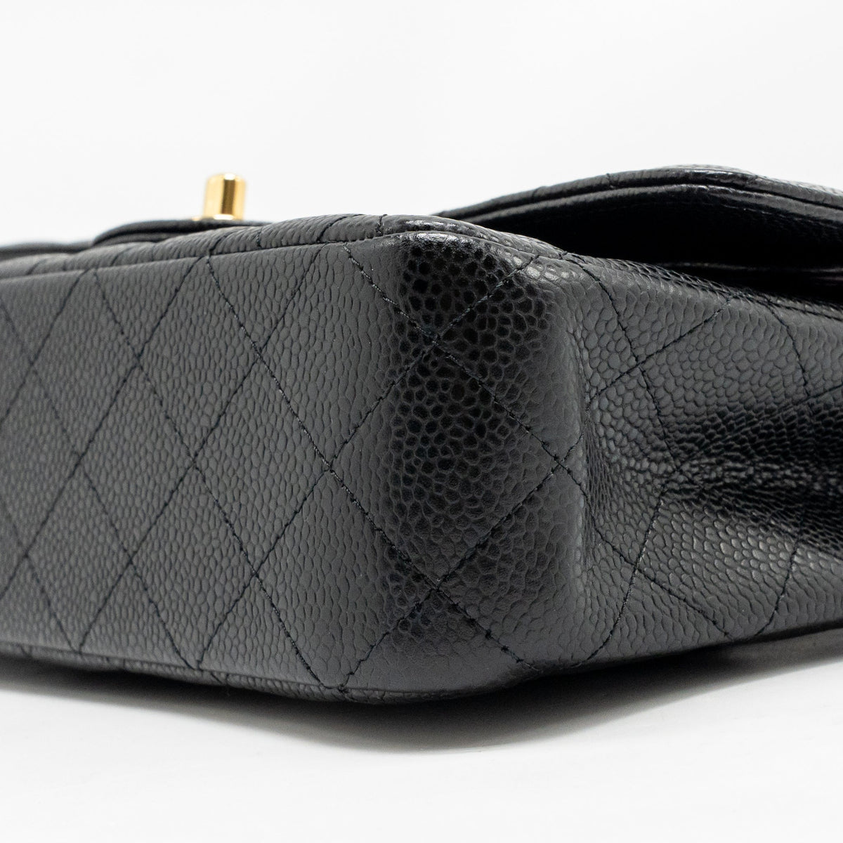 chanel-medium-classic-double-flap-bag-caviar-black-ghw-34