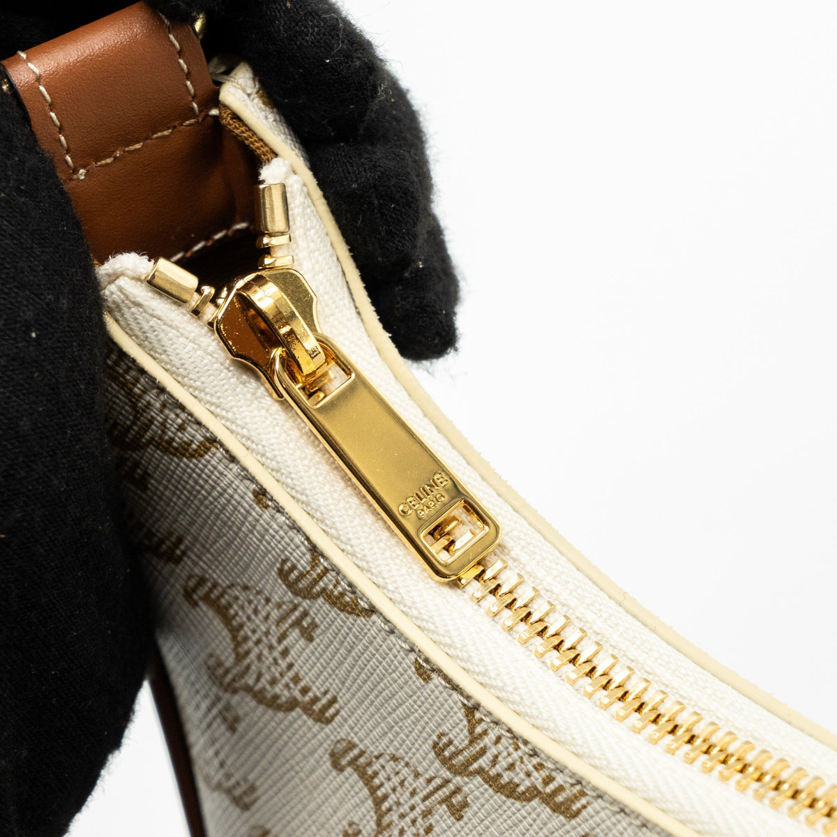 celine-ava-bag-triomphe-canvas-calfskin-white-ghw