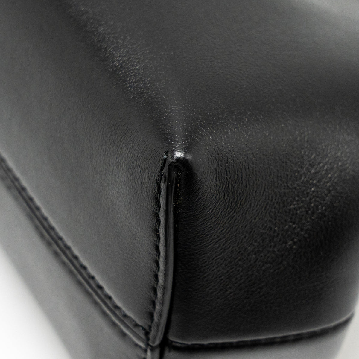 fendi-small-fendi-first-clutch-bag-nappa-black-ghw