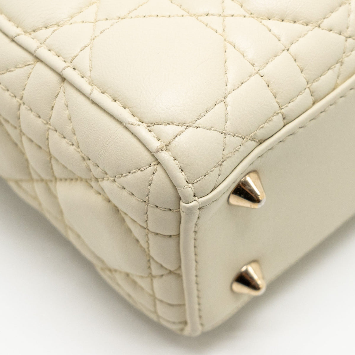dior-small-lady-dior-lambskin-white-lghw-2