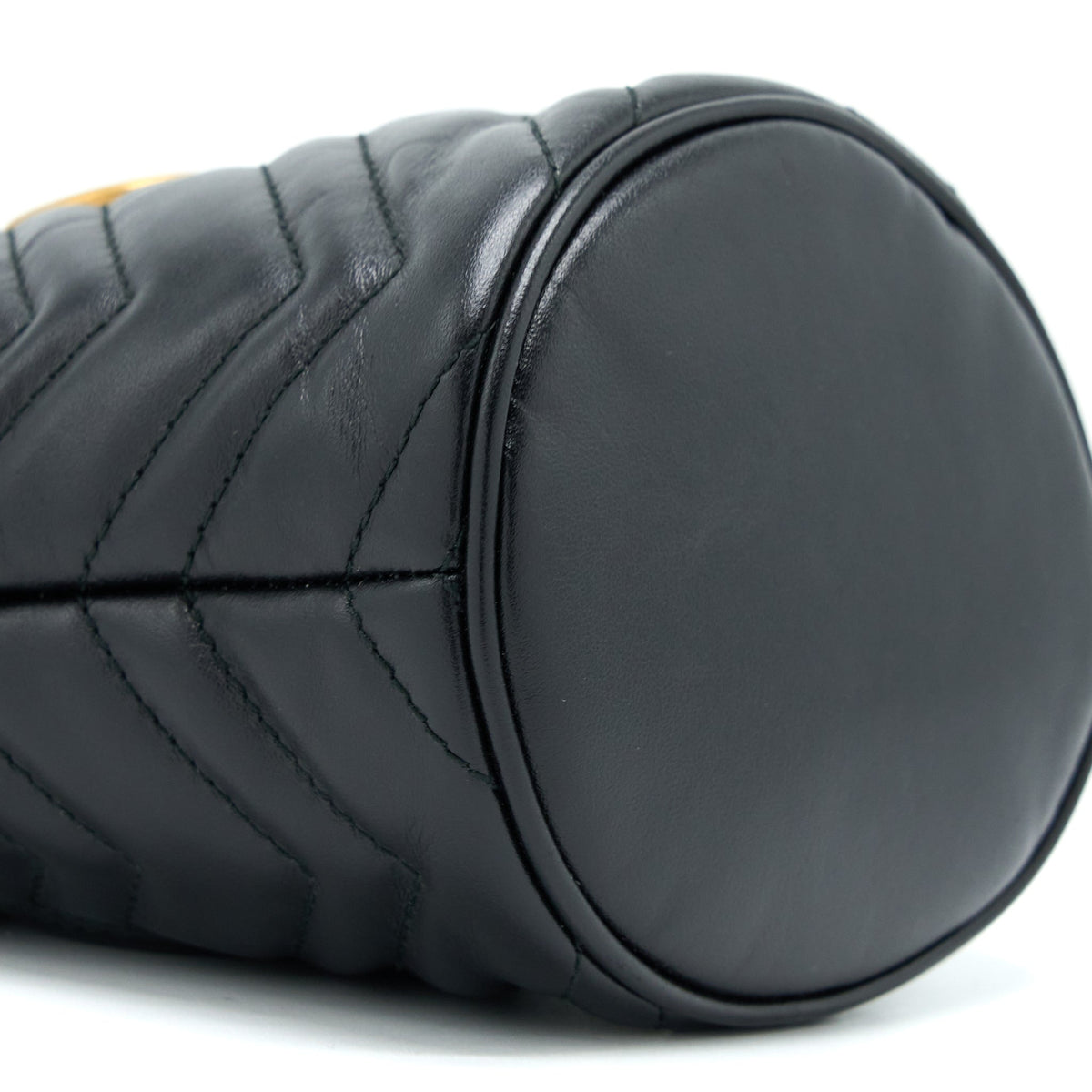 gucci-gg-marmont-mini-bucket-black-ghw