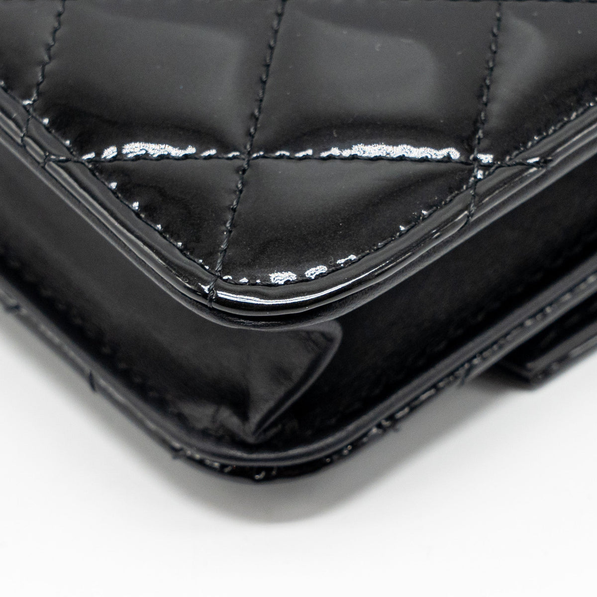 chanel-wallet-on-chain-patent-leather-black-shw-1