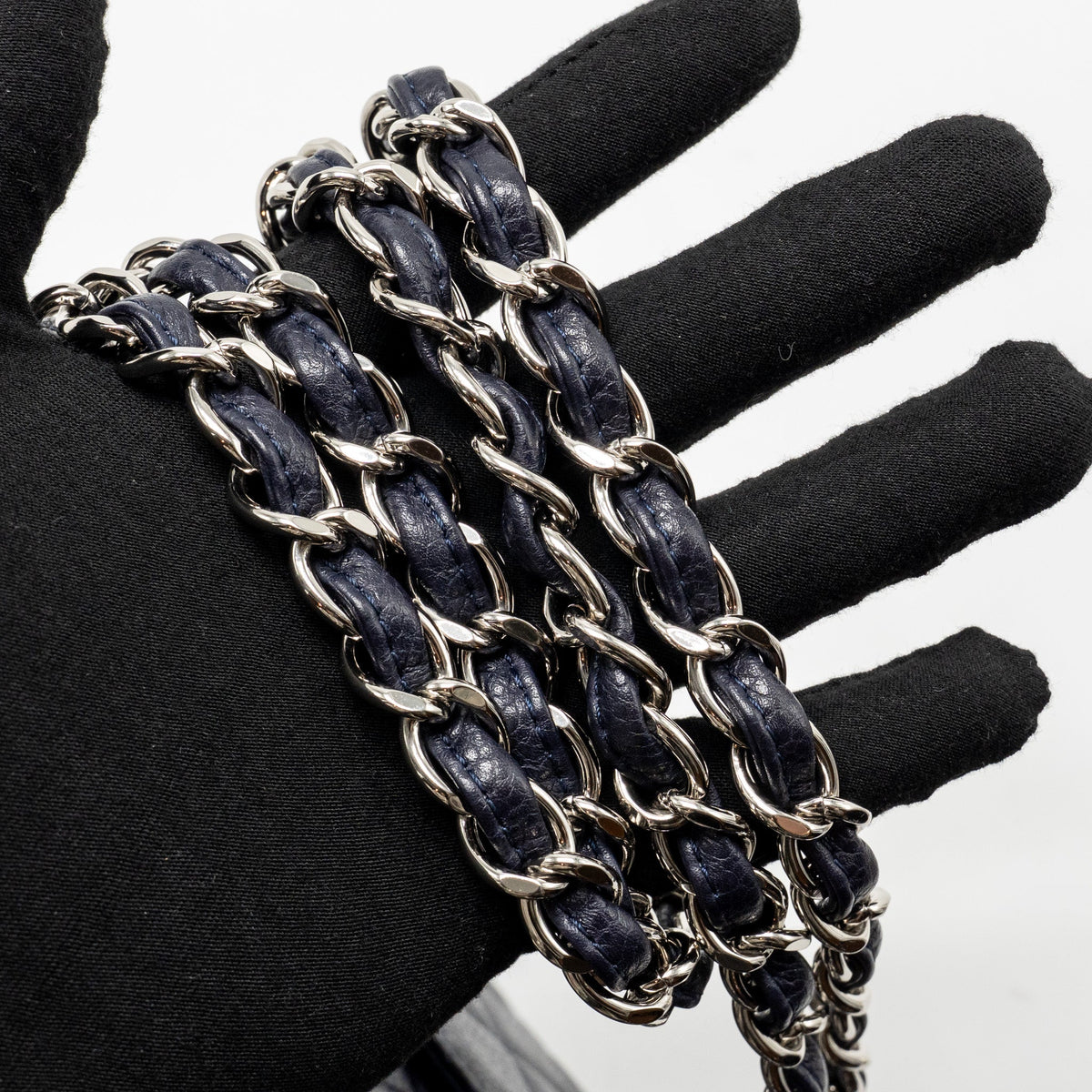 chanel-jumbo-classic-double-flap-bag-caviar-dark-blue-shw