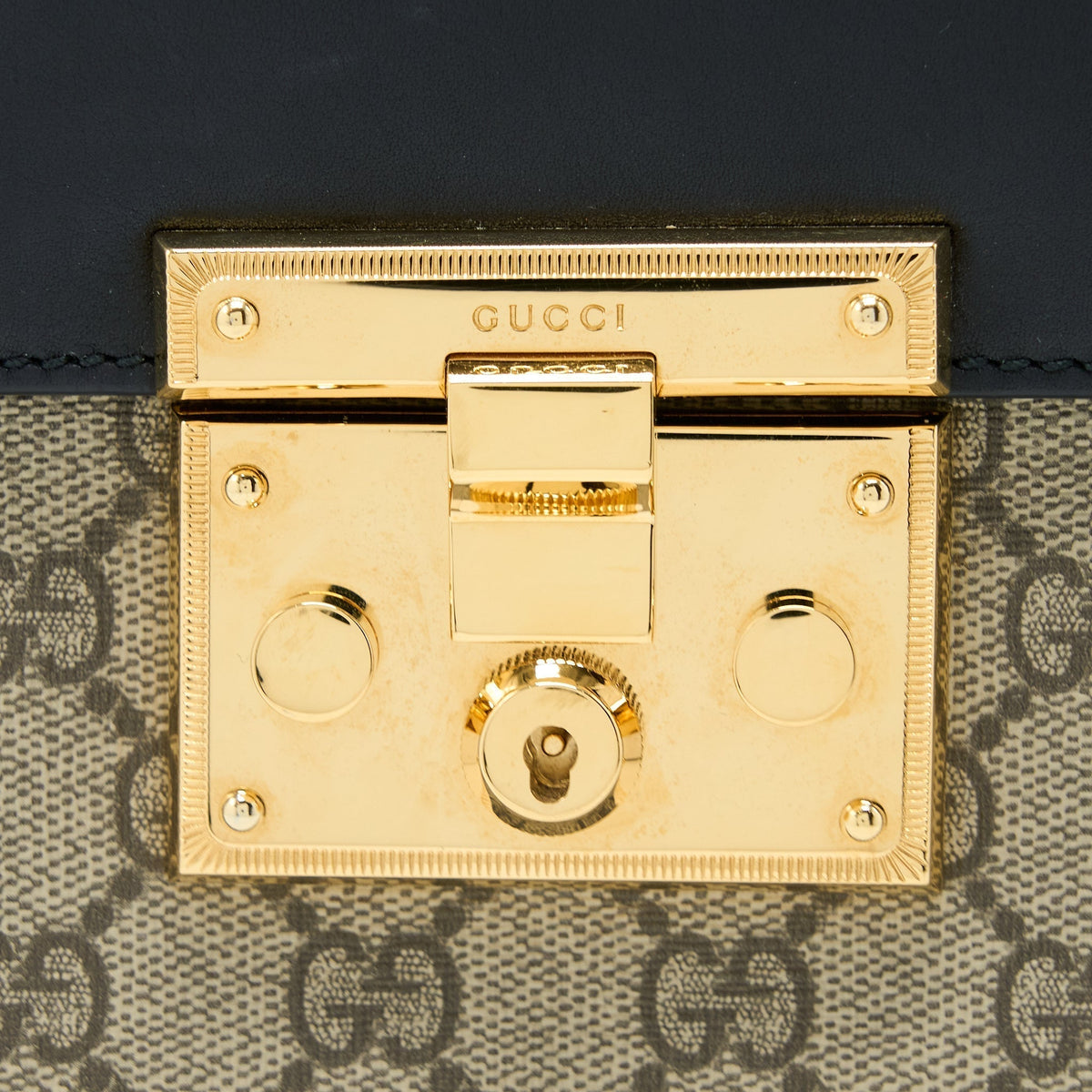 gucci-padlock-gg-supreme-top-handle-bag-ghw