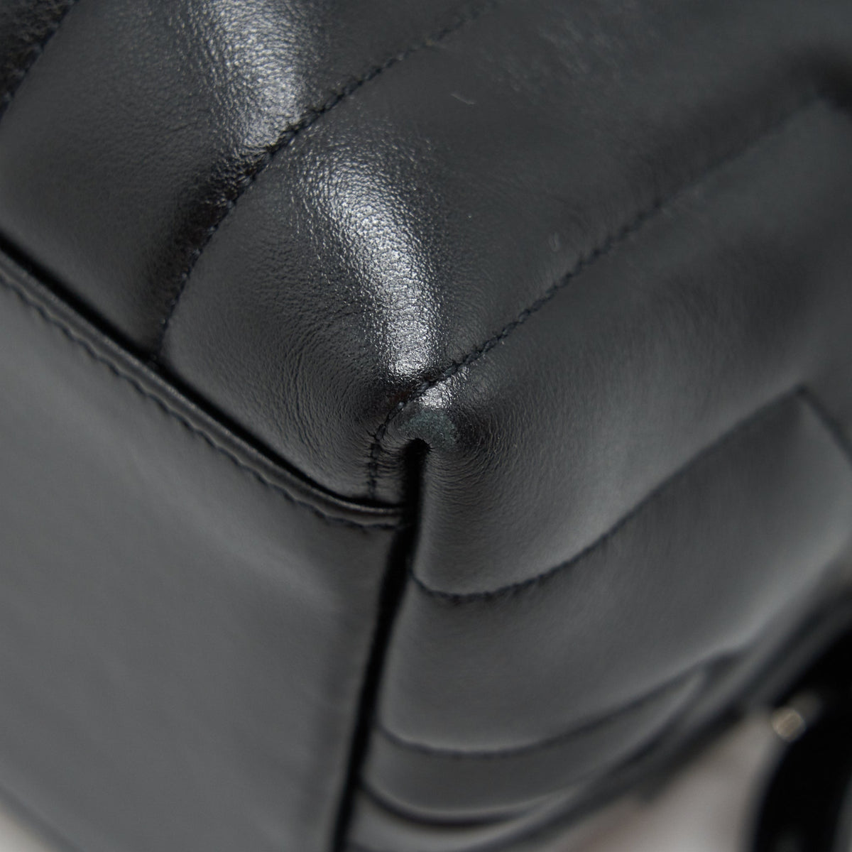 saint-laurent-medium-loulou-backpack-black-y-matelass