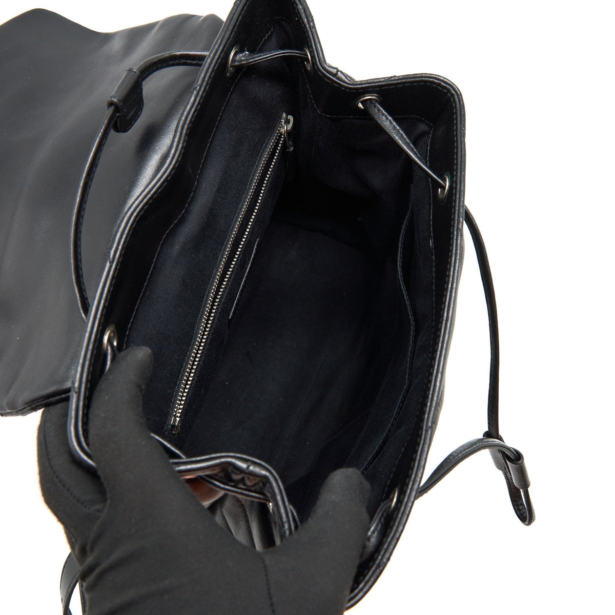 saint-laurent-medium-loulou-backpack-black-y-matelass