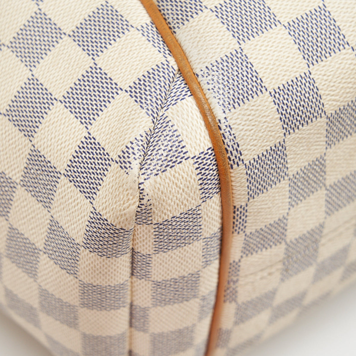 louis-vuitton-white