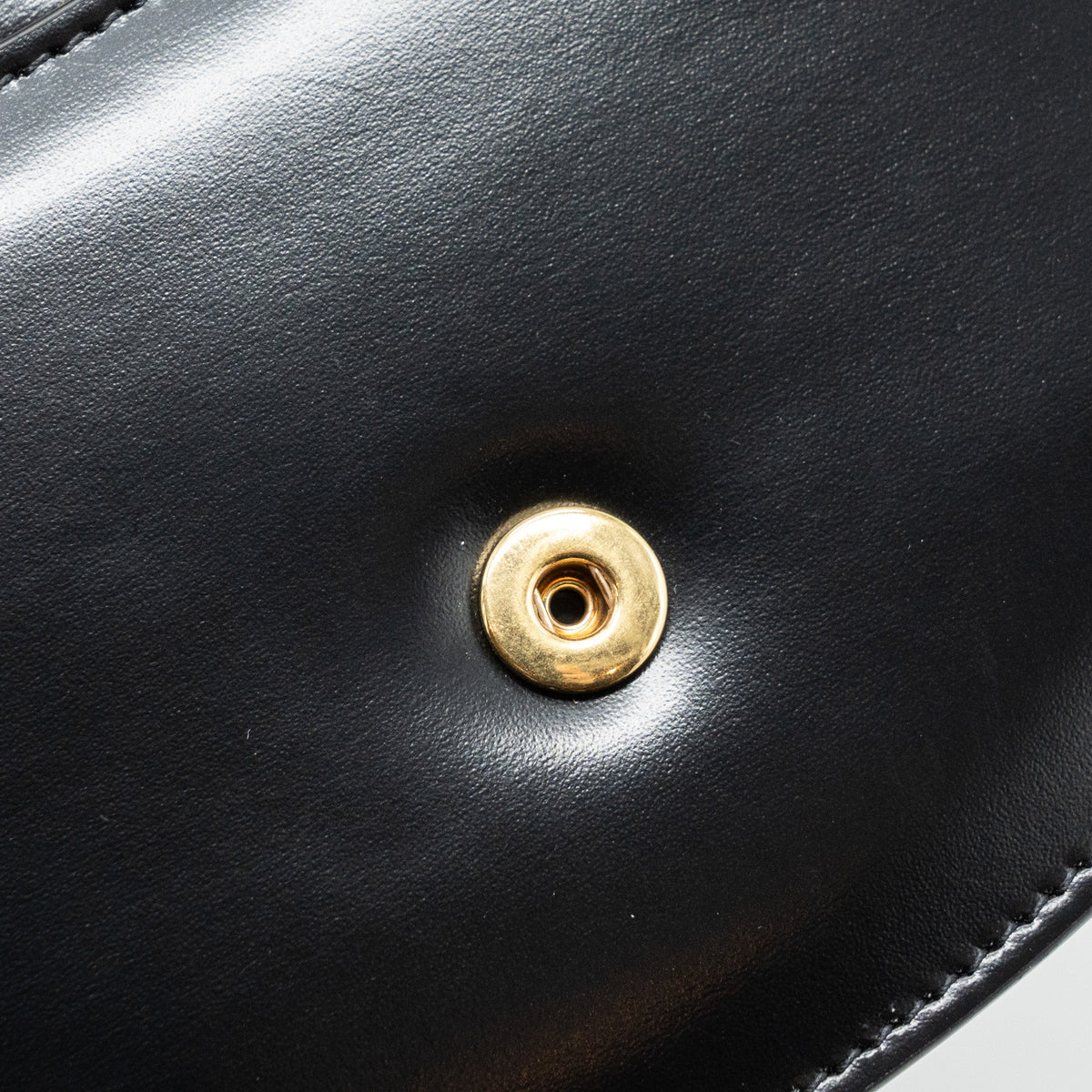 celine-mini-besace-shiny-calfskin-black-ghw