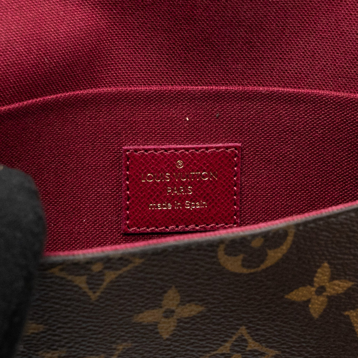 louis-vuitton-felicie-pochette-monogram-canvas-ghw-11