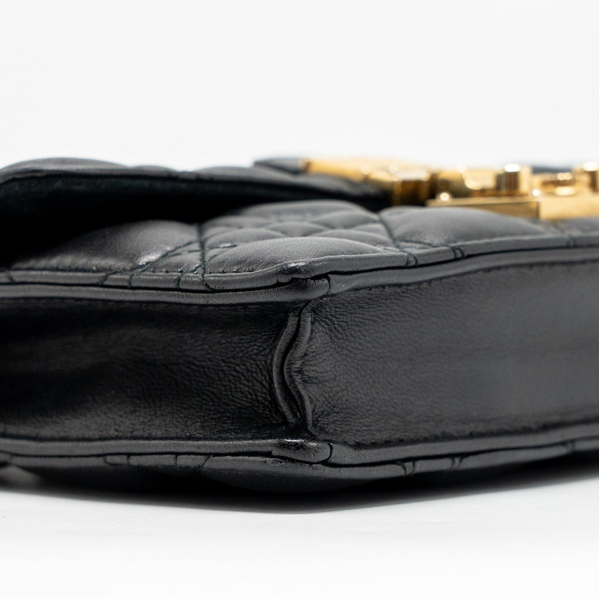 dior-dioraddict-wallet-on-chain-cannage-leather-black-ghw