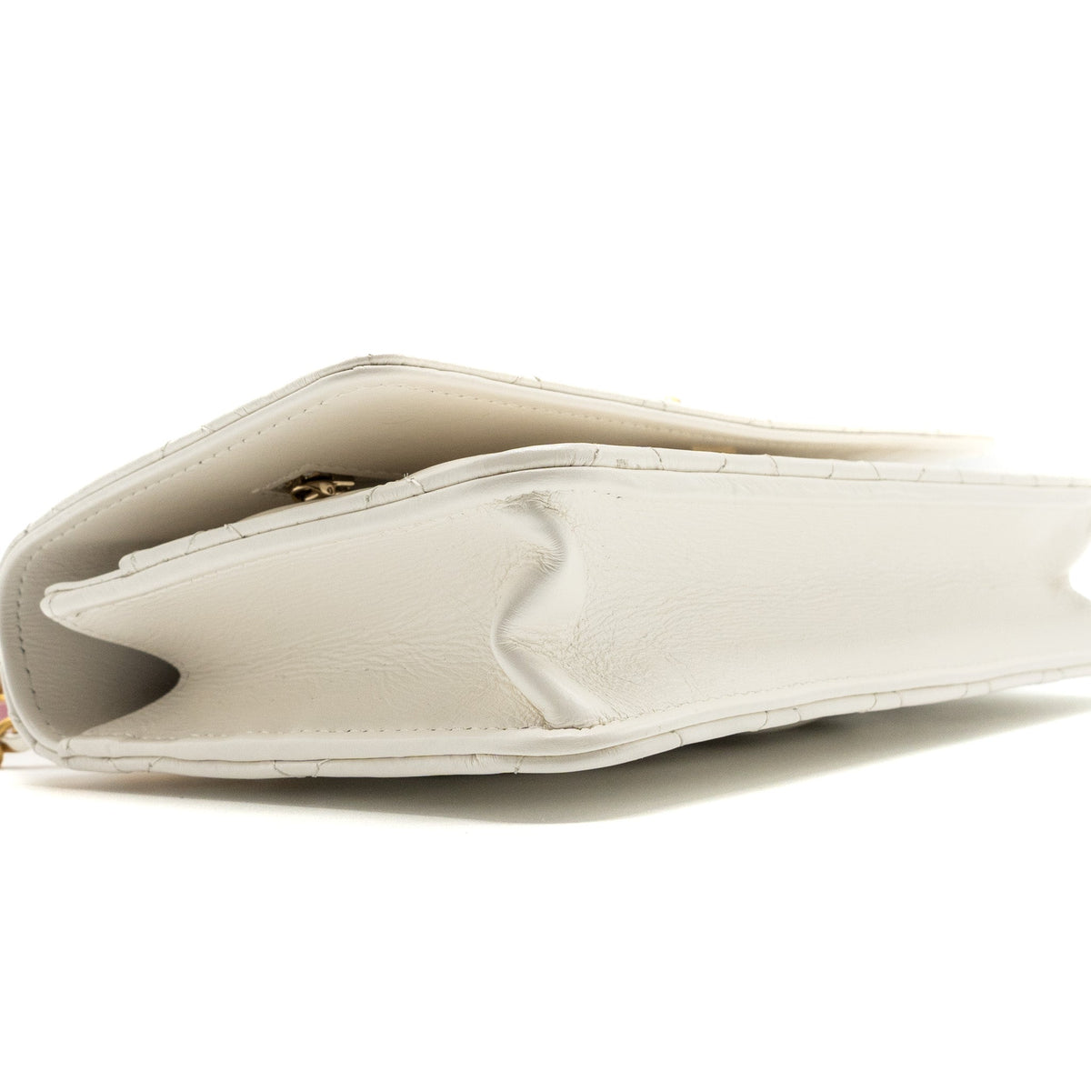 chanel-23p-letter-top-handle-wallet-on-chain-calfskin-white-ghwmicrochip