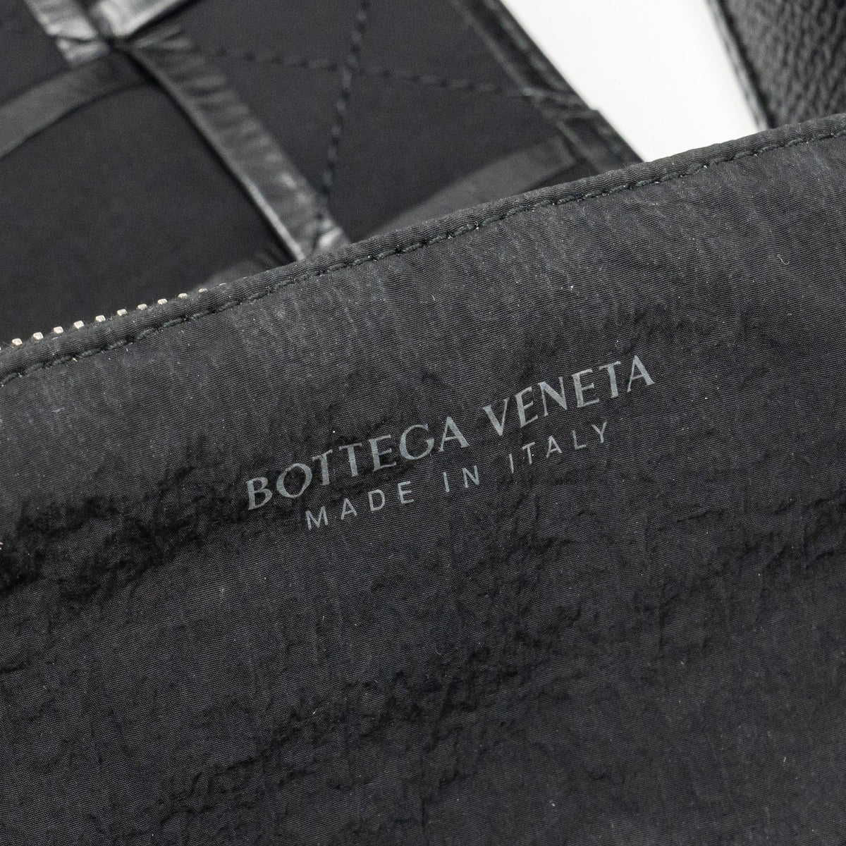 bottega-veneta-cassette-bag-aged-calfskin-black-shw-1