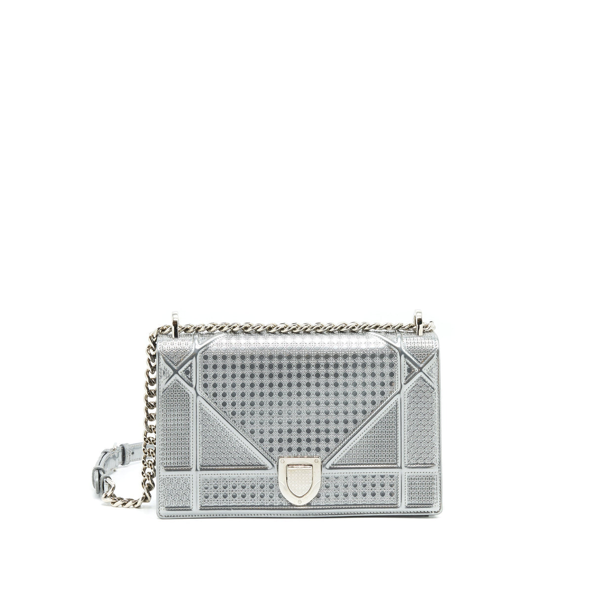 dior-medium-diorama-metallic-silver-shw