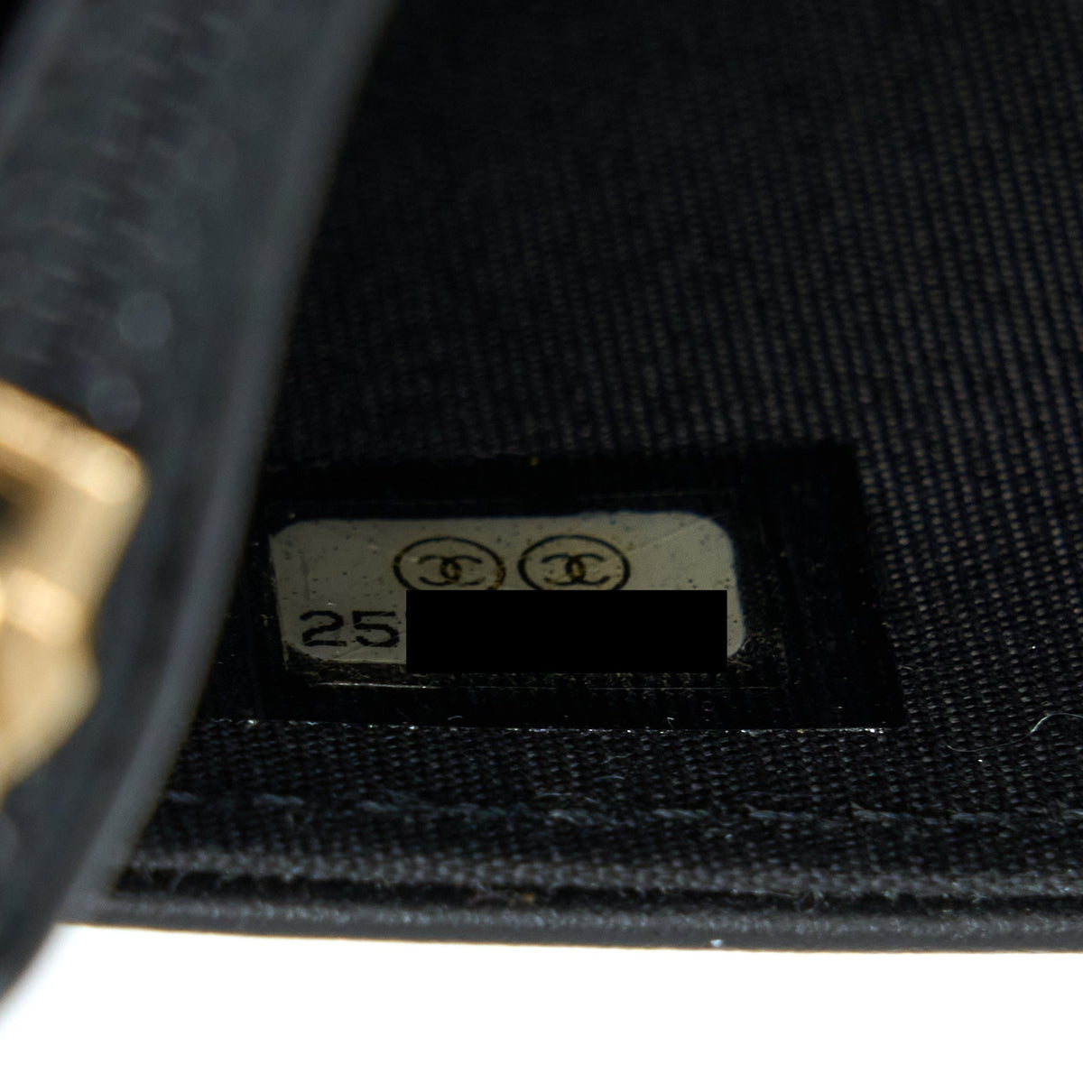chanel-classic-boy-wallet-on-chain-caviar-black-ghw