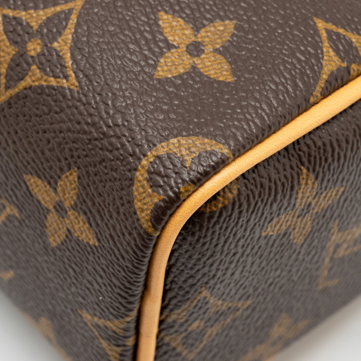 louis-vuitton-nano-speedy-monogram-canvas-ghw-9