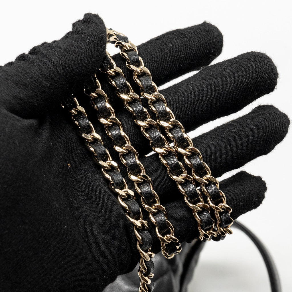chanel-25c-quilted-hobo-bag-caviar-black-ghwmicrochip-2
