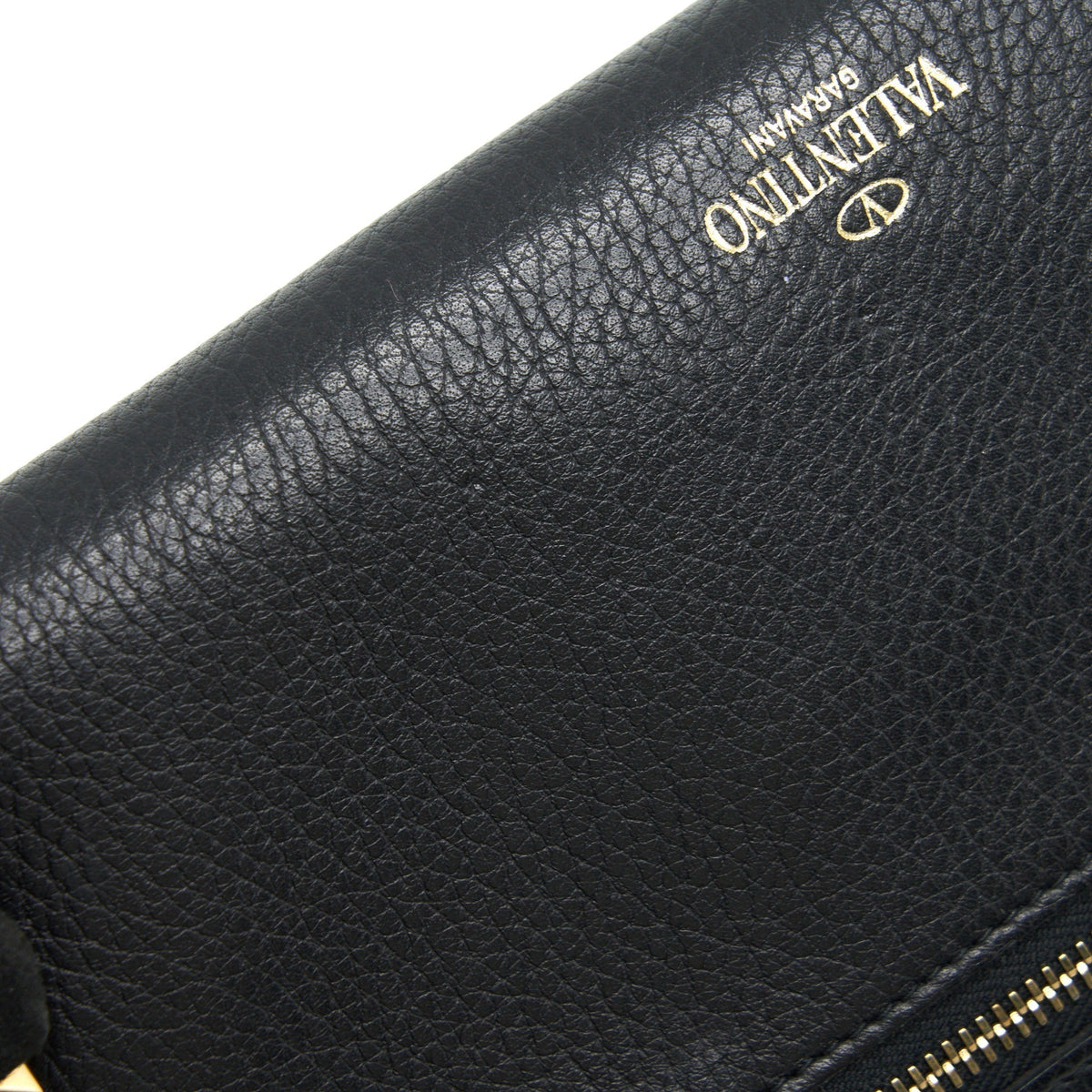 valentino-rockstud-long-wallet-black