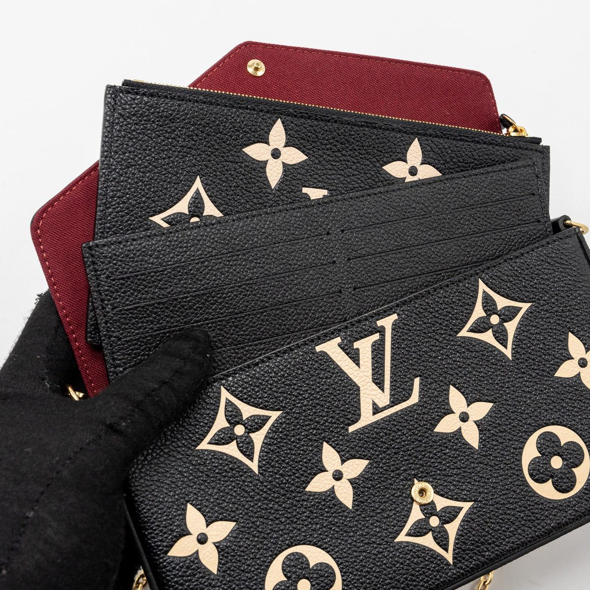 louis-vuitton-felice-pochette-beige-and-black