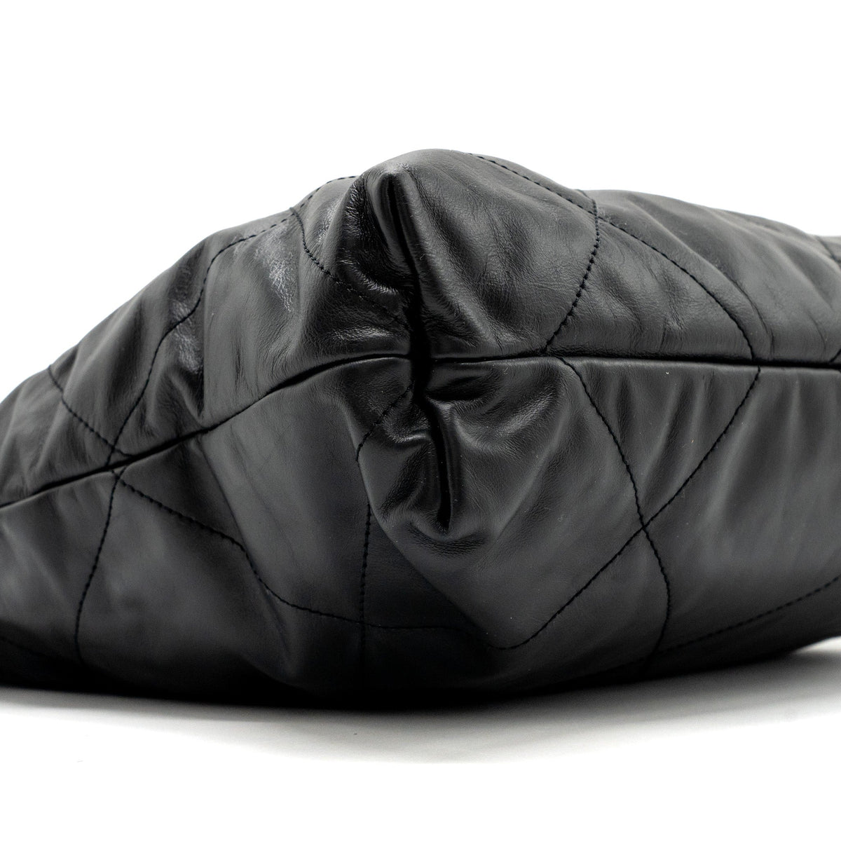 chanel-medium-22-bag-calfskin-leather-black-ghw-microchip-copy