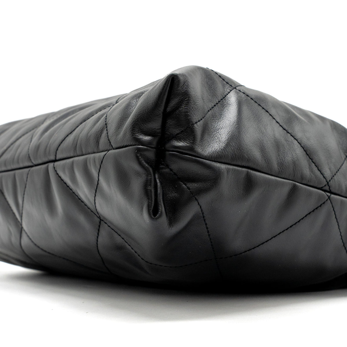 chanel-medium-22-bag-calfskin-leather-black-ghw-microchip-copy