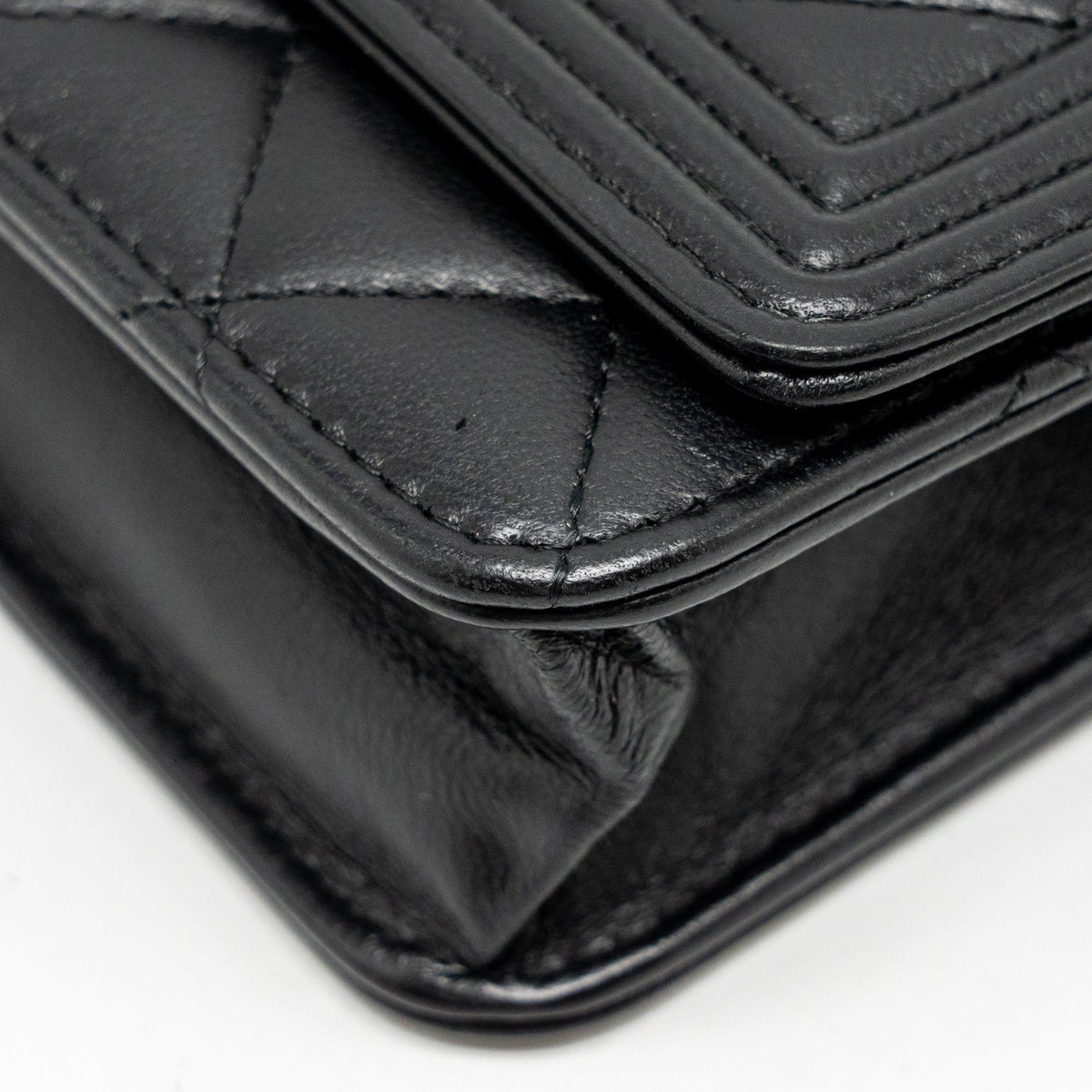 chanel-boy-wallet-on-chain-lambskin-black-ghw-1