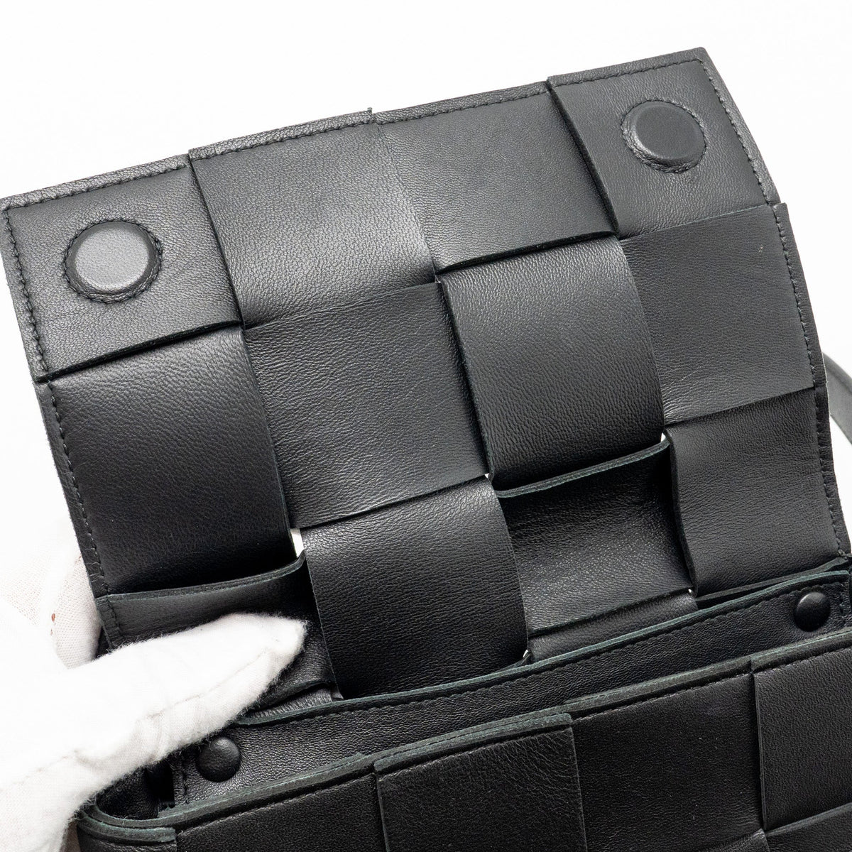 bottega-veneta-cassette-belt-bag-lambskin-black-ghw-1