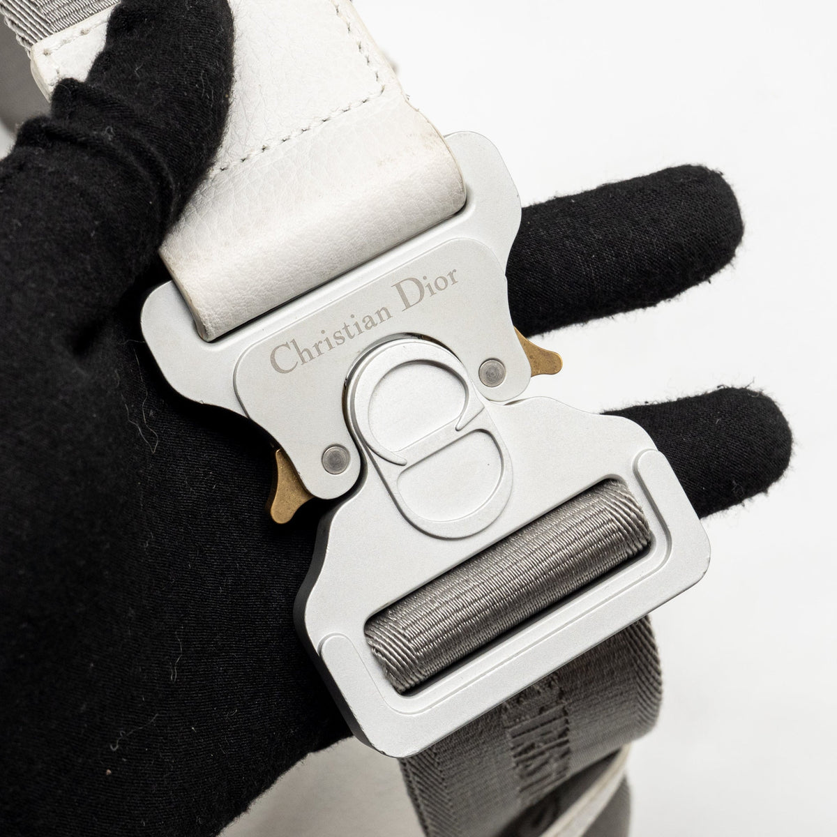dior-homme-saddle-belt-bag-calfskin-white-shw