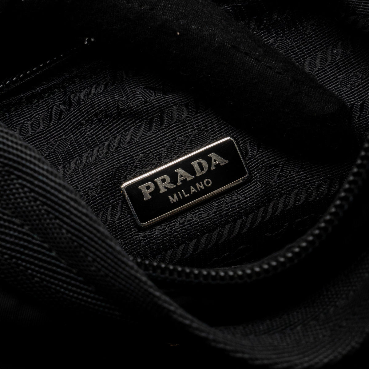 prada-black