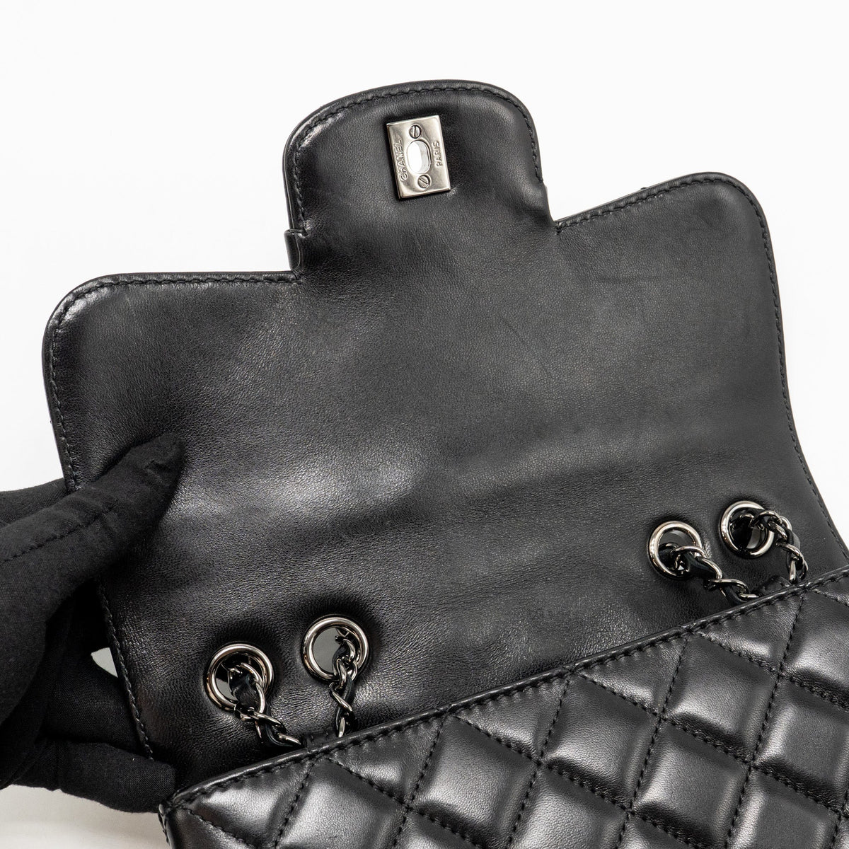 chanel-coco-loop-single-flap-bag-lambskin-black-shw-copy