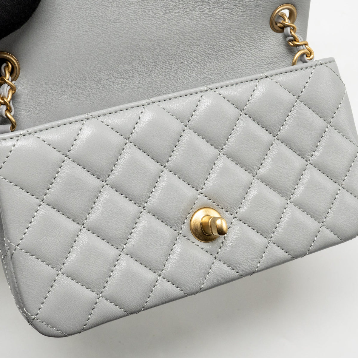chanel-pearl-crush-mini-rectangular-flap-bag-lambskin-grey-ghw-microchip-copy