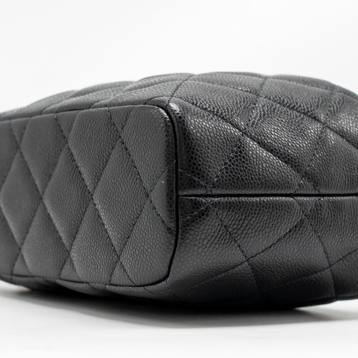 chanel-quilted-hobo-bag-with-chain-caviar-black-lghw-microchip