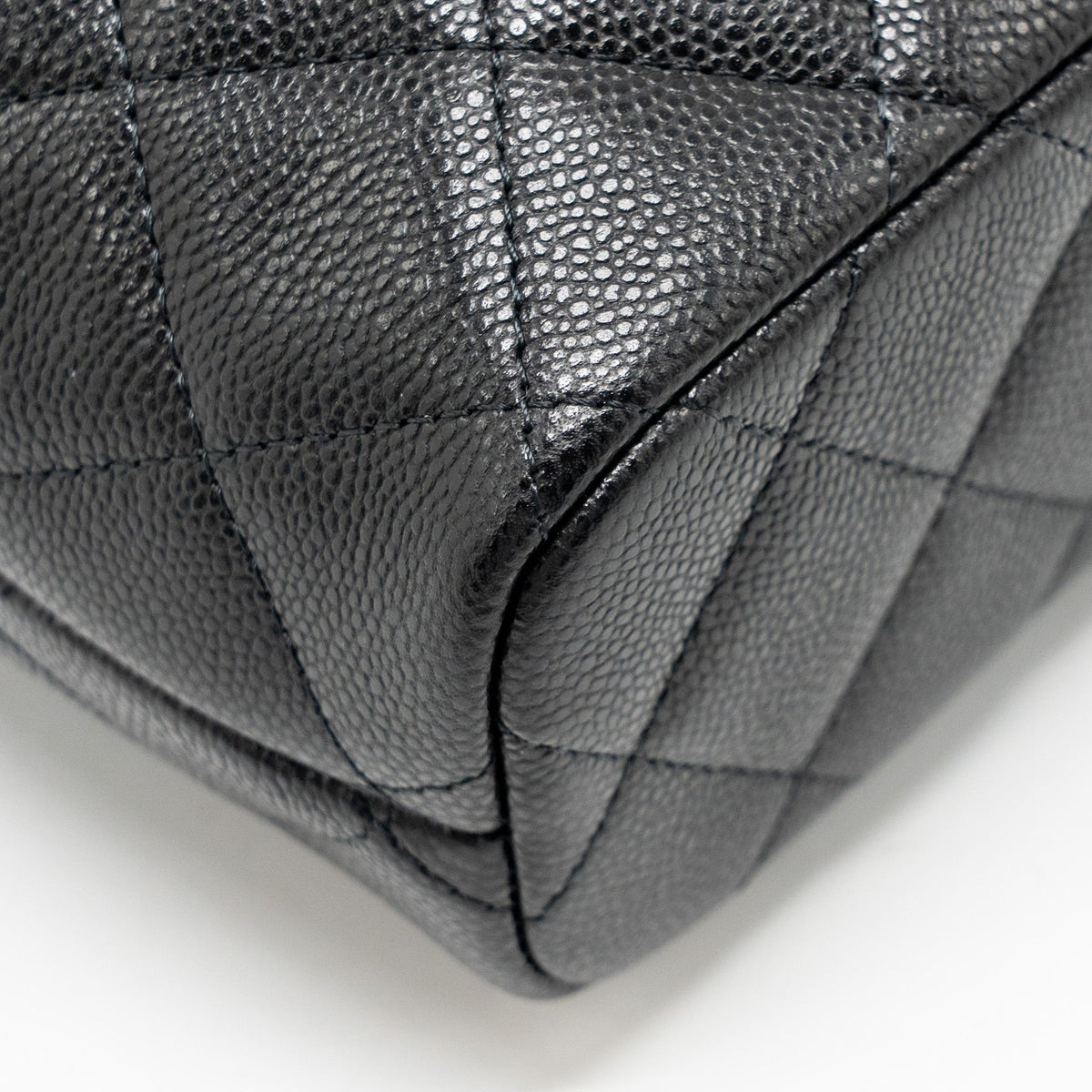 chanel-quilted-hobo-bag-with-chain-caviar-black-lghw-microchip
