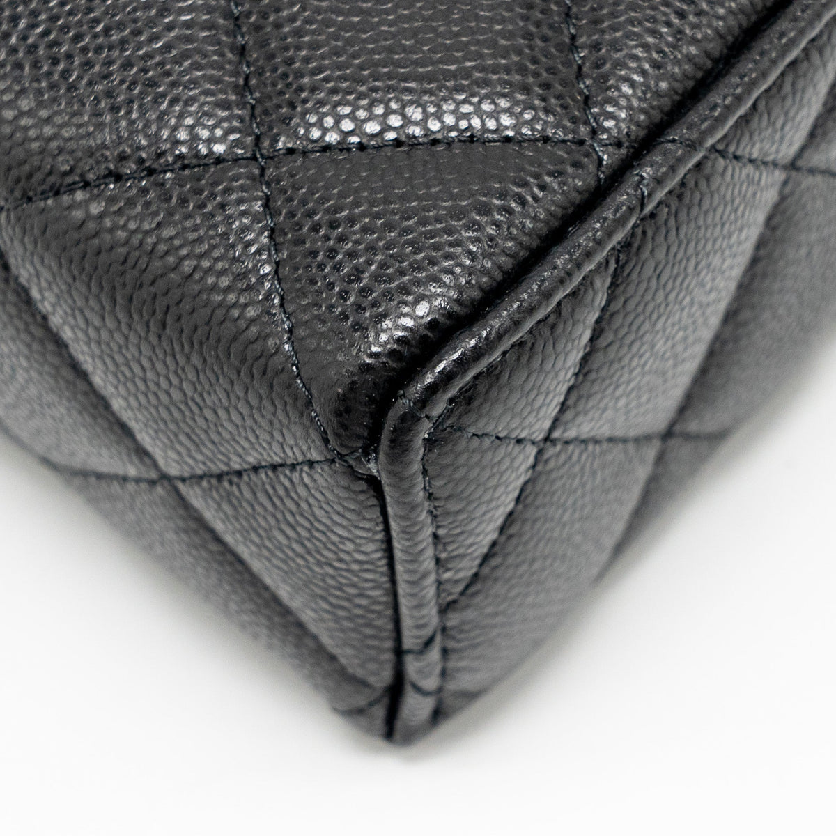 chanel-25p-cc-top-handle-vanity-with-chain-caviar-black-lghwmicrochip-copy-1