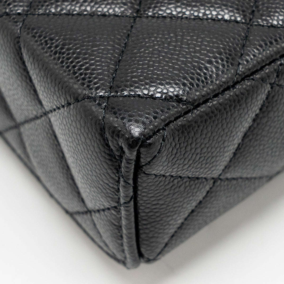 chanel-25p-cc-top-handle-vanity-with-chain-caviar-black-lghwmicrochip-copy-1