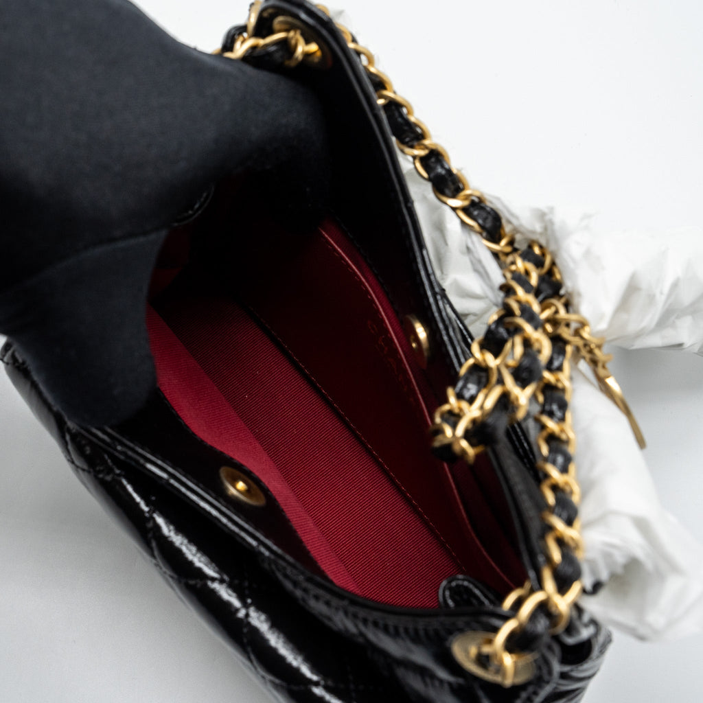 chanel-23c-small-hobo-bag-patent-black-ghw-microchip