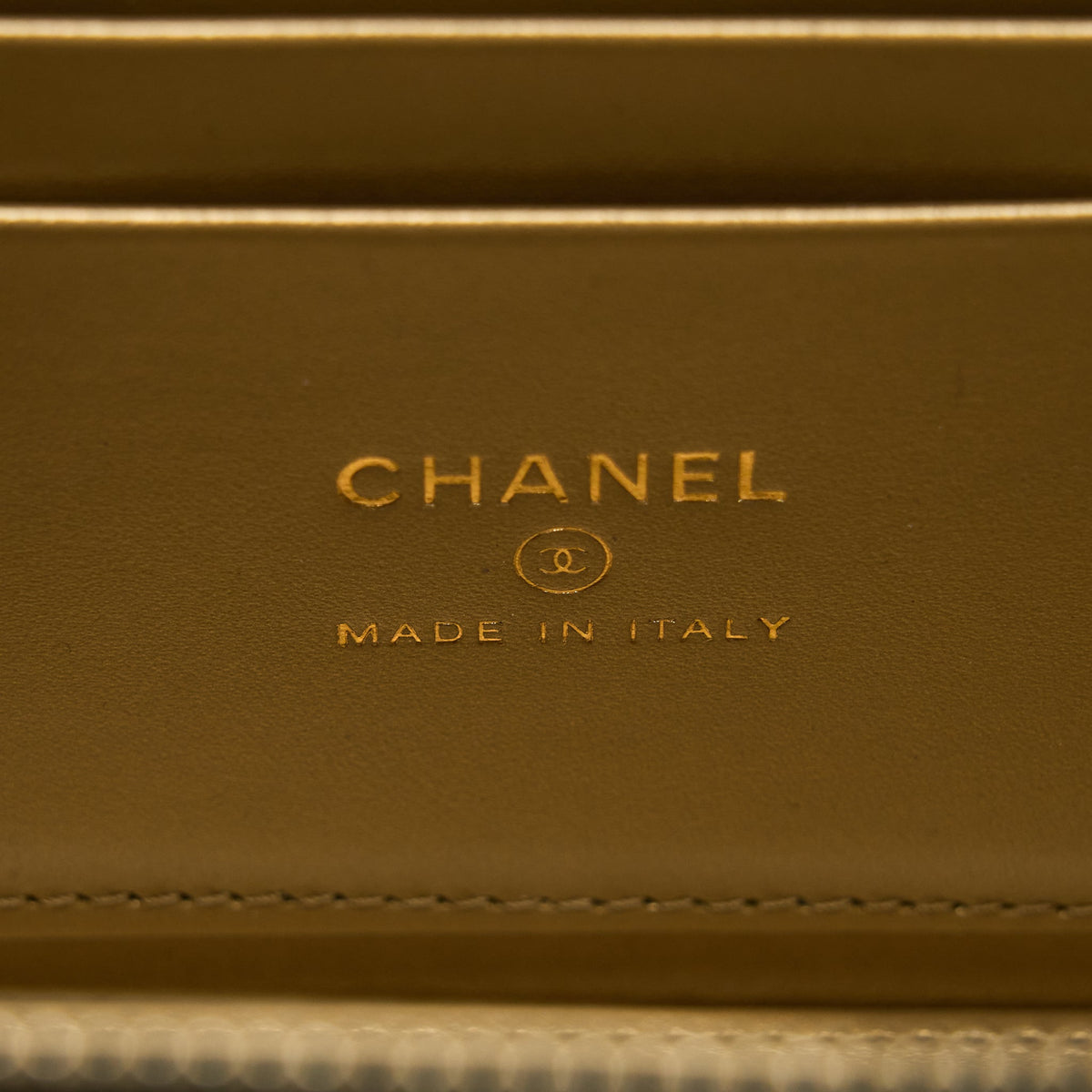 chanel-pearl-crush-long-vanity-lambskin-black-brushed-ghw