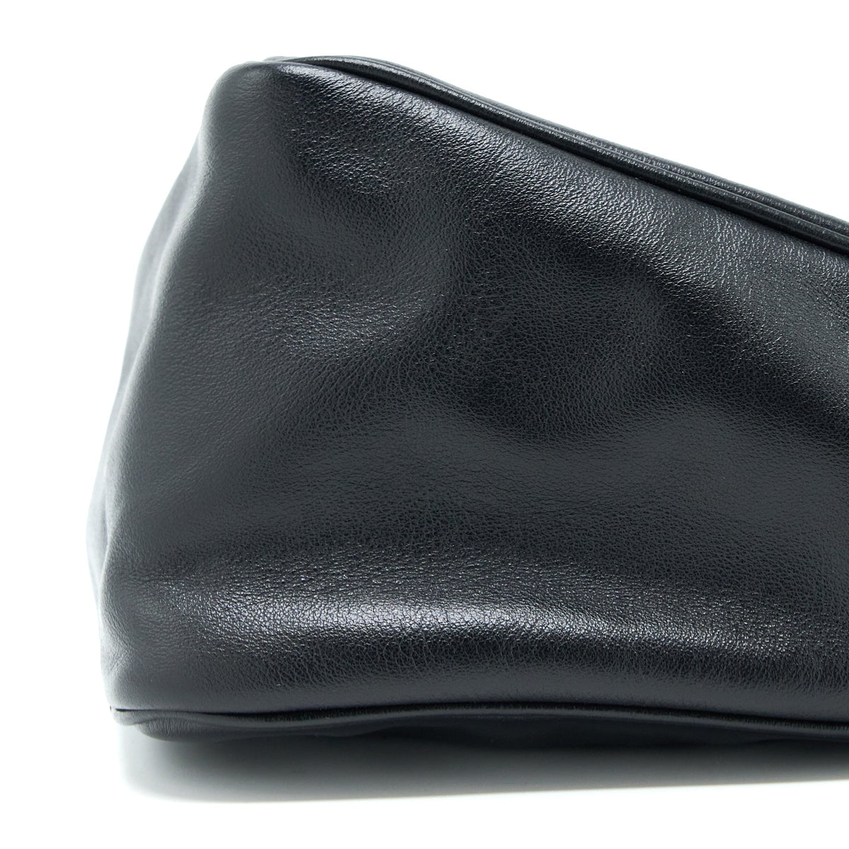 prada-triangle-leather-shoulder-bag-black-shw