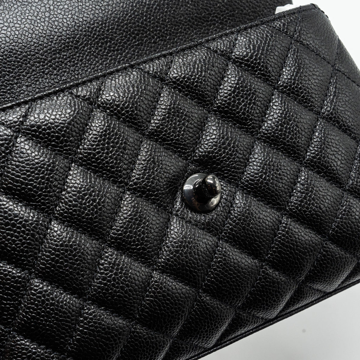 chanel-small-coco-handle-caviar-so-black-with-black-hardware-1