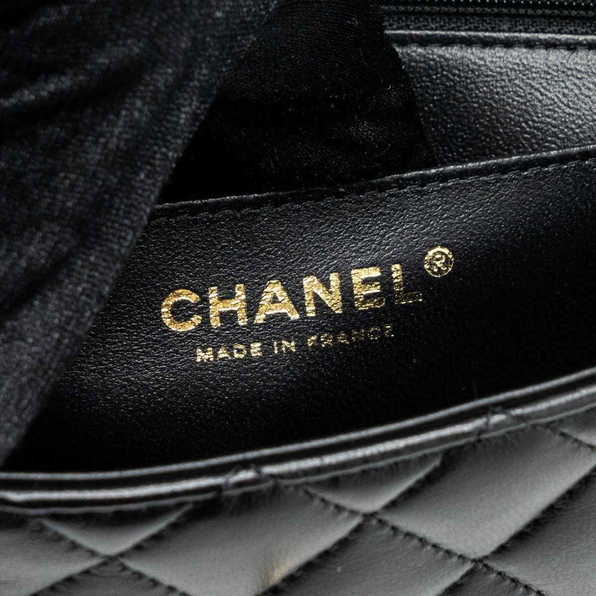 chanel-top-handle-mini-rectangular-flap-bag-lambskin-black-lghwmicrochip