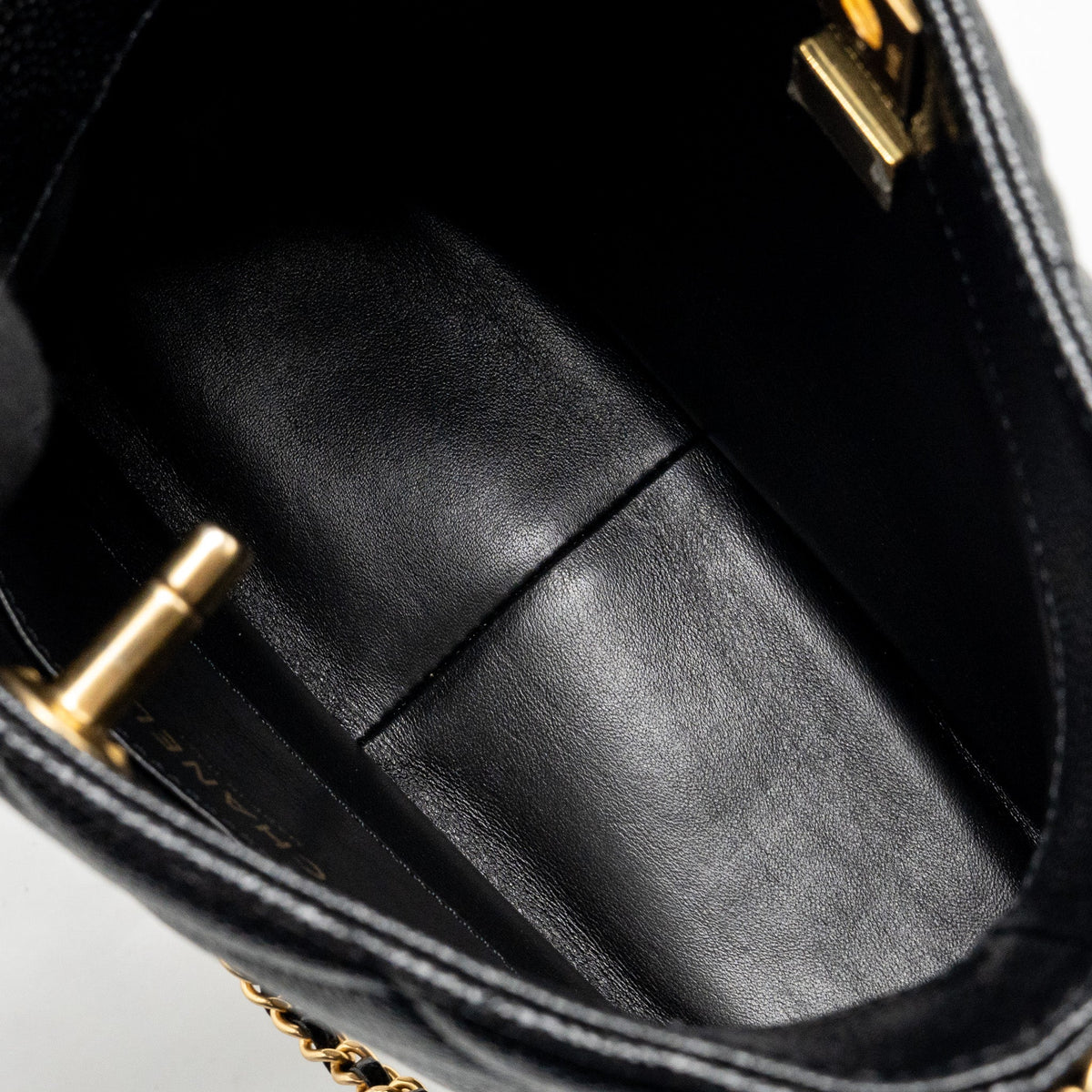 chanel-quilted-hobo-caviar-black-ghw-microchip