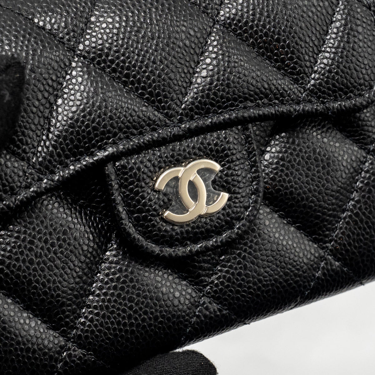 chanel-classic-flap-card-holder-caviar-black-lghw-microchip