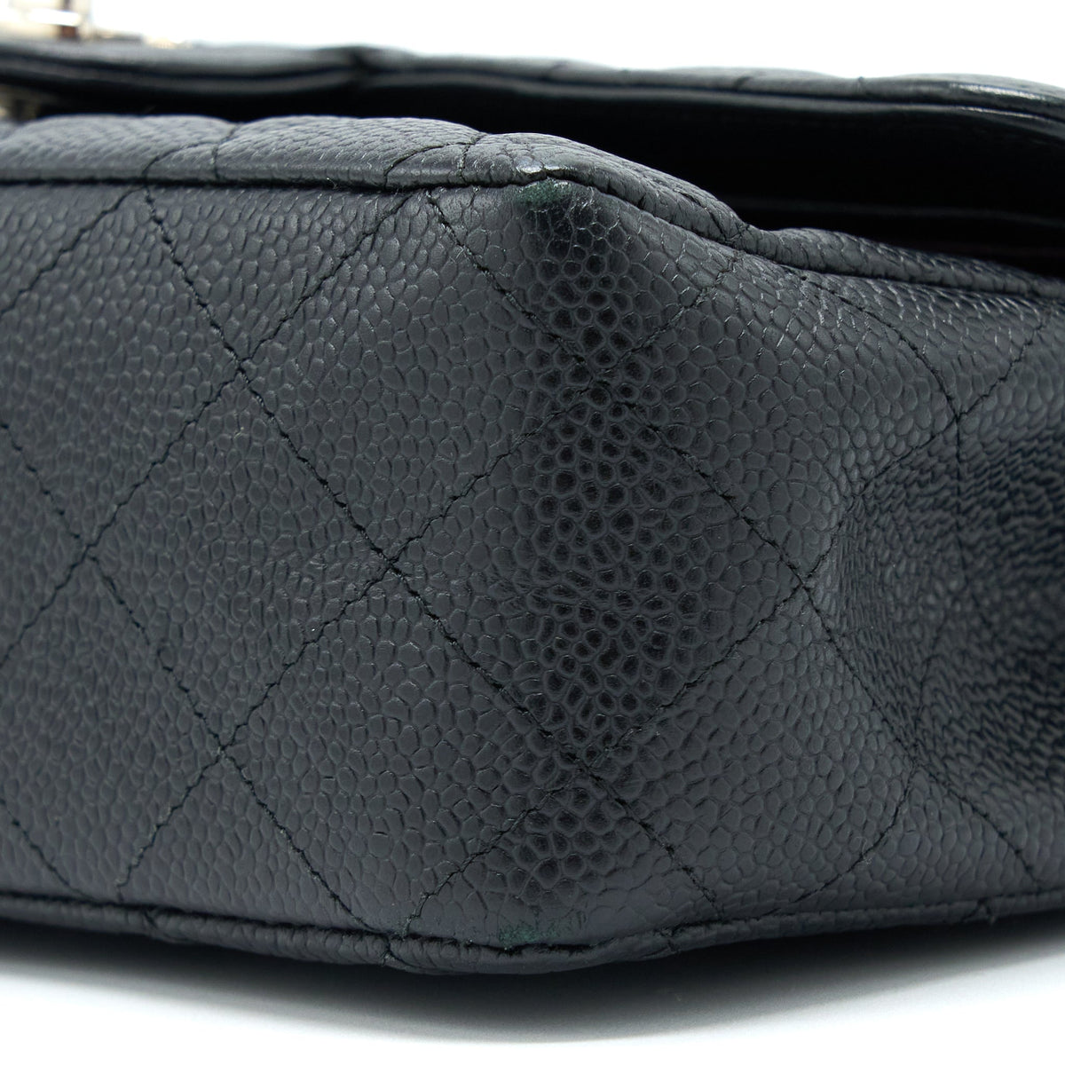 copy-of-chanel-medium-classic-flap-bag-caviar-black-shw