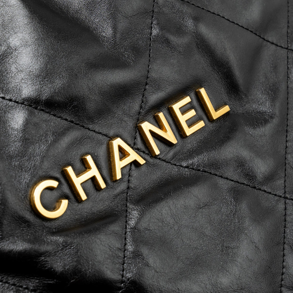 chanel-22-bag-black