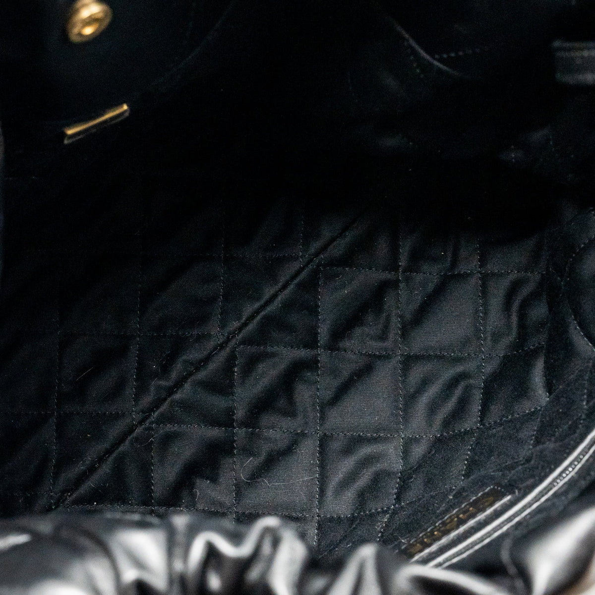 chanel-22-bag-black