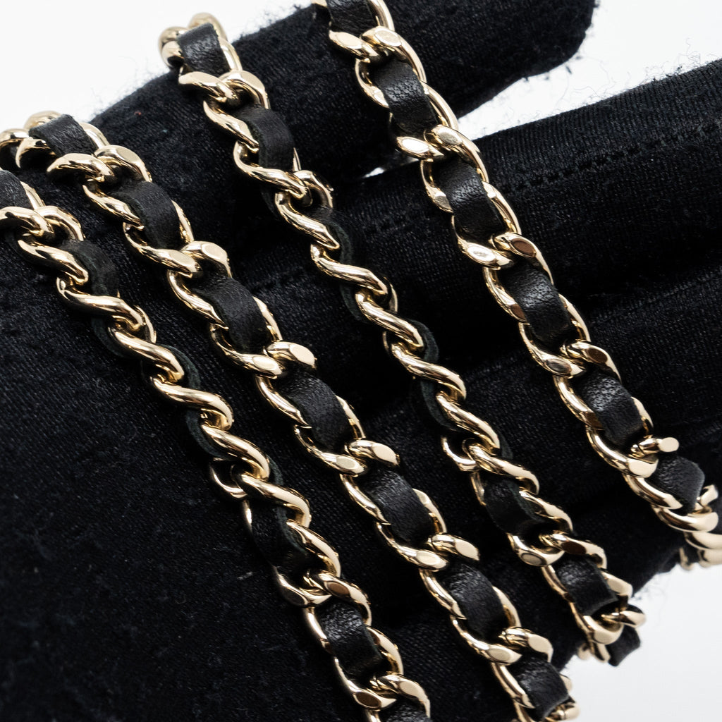 chanel-top-handle-long-vanity-with-chain-lambskin-black-lghwmicrochip