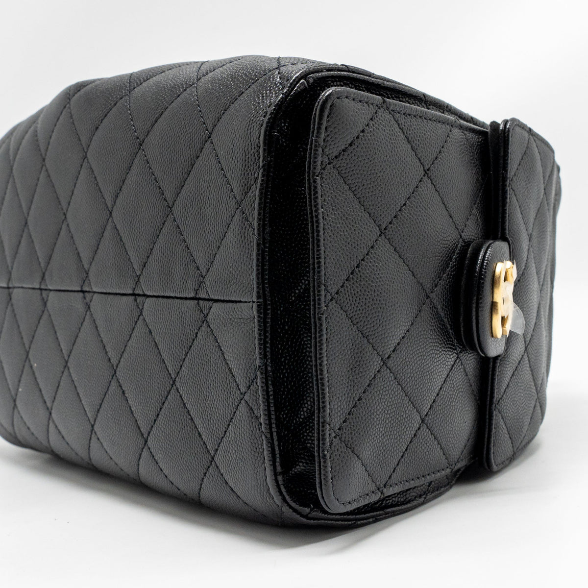 chanel-small-25-bag-caviar-black-ghw-microchip-1