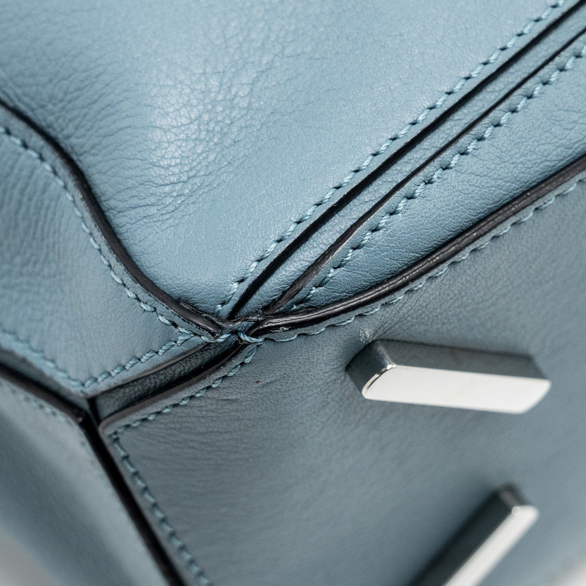 loewe-small-puzzle-bag-calfskin-light-blue-shw