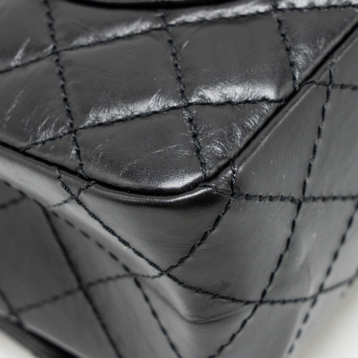 chanel-small-2-55-reissue-flap-bag-aged-calfskin-black-ghw-3