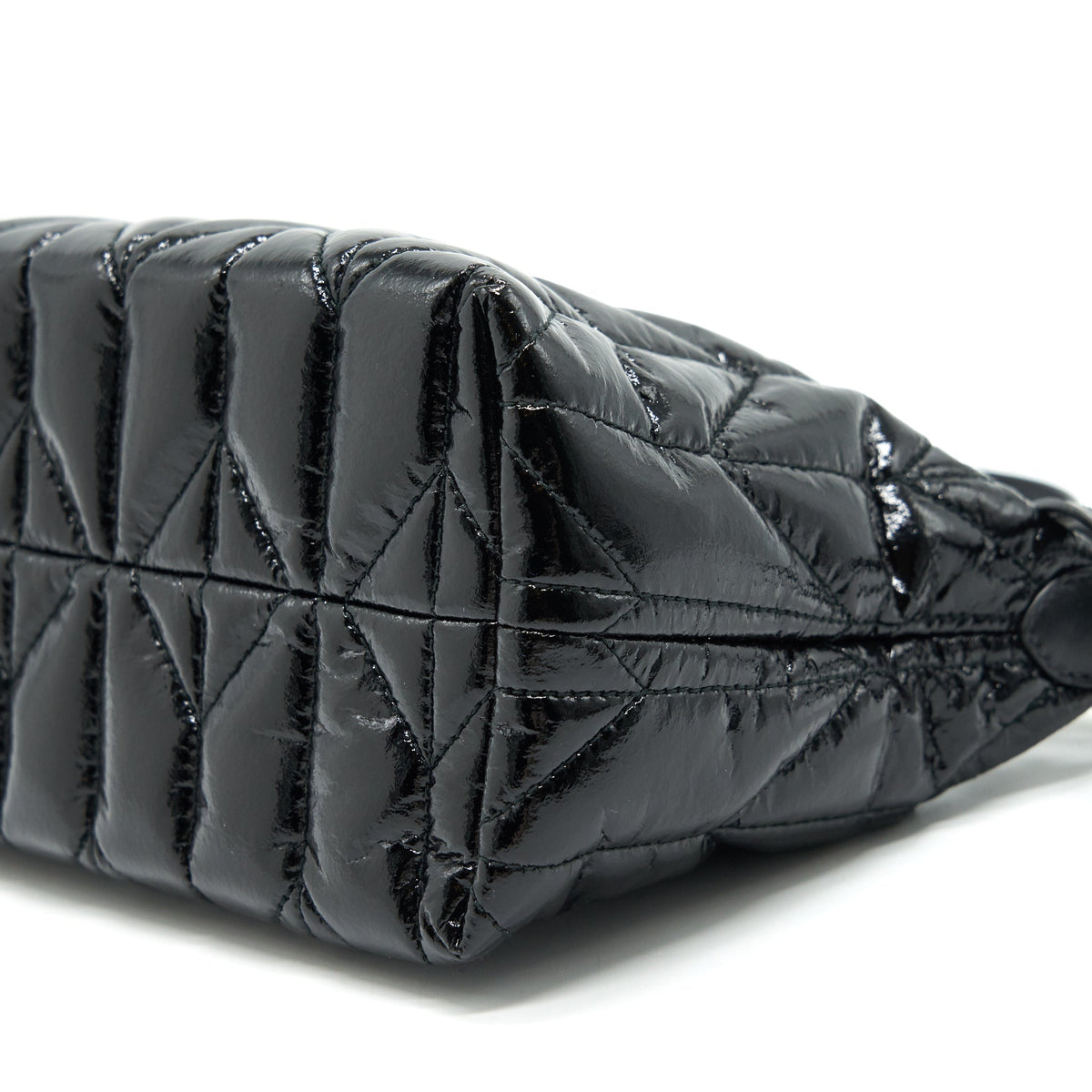 miu-miu-spirit-cire-mini-bag